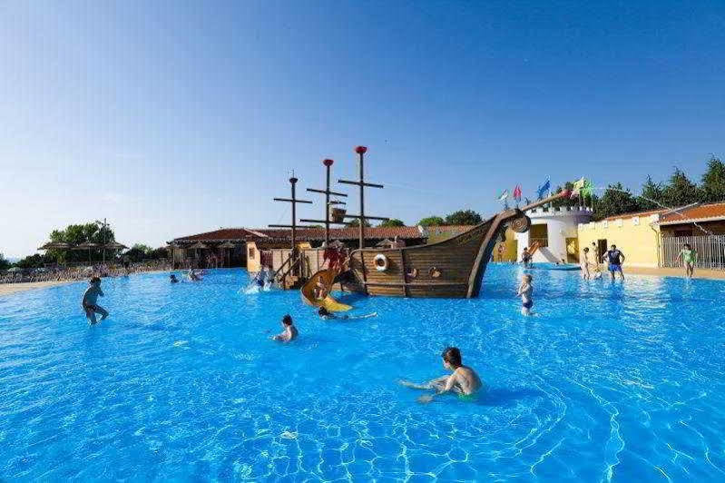 Parco vacanze Mobile Homes Relax Park Umag 4*